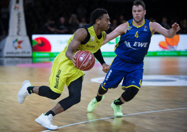 5次抢断的 5次抢断的