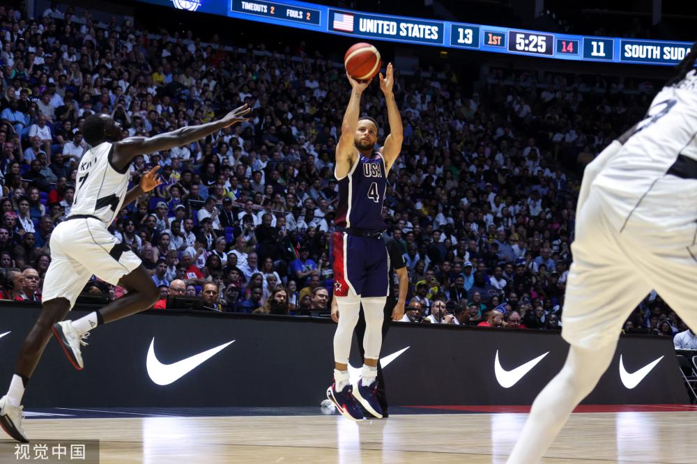 “速滑世锦赛：中国男子速滑接力队夺得历史性金牌”.