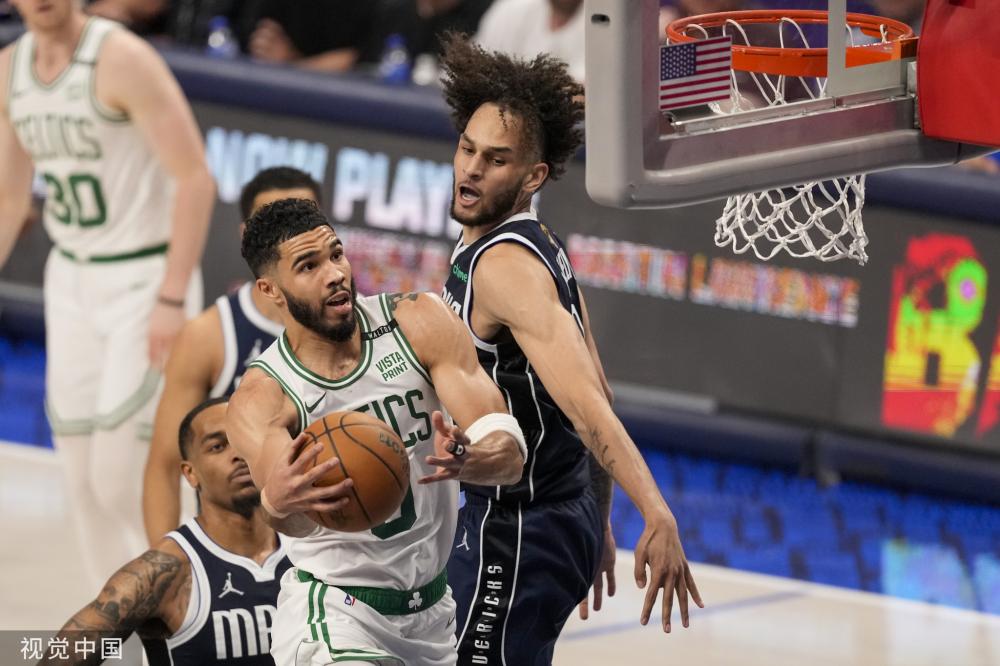 曼城官推晒照纪念哈兰德百场英超里程碑，此前贡献87球17助