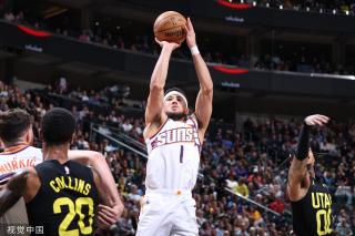 球队更衣室 球队更衣室