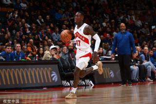 场比分胶着 场比分胶着